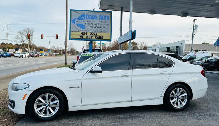 2016 BMW 5 Series Image 11