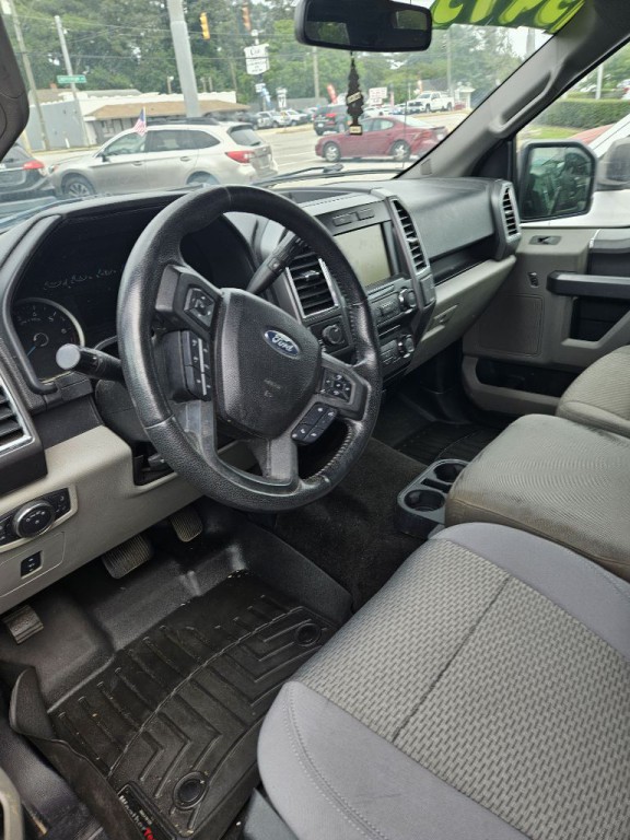 2015 Ford F-150 Image 4