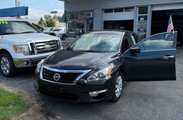 2013 Nissan Altima Image 11