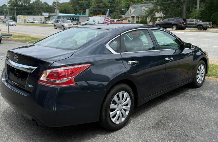 2013 Nissan Altima Image 20
