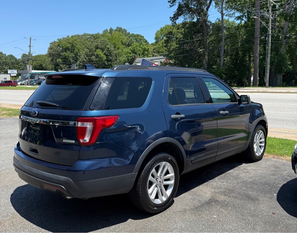 2017 Ford Explorer Image 9