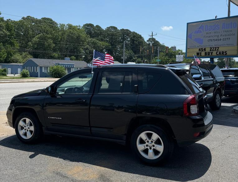 2014 Jeep Compass Image 9