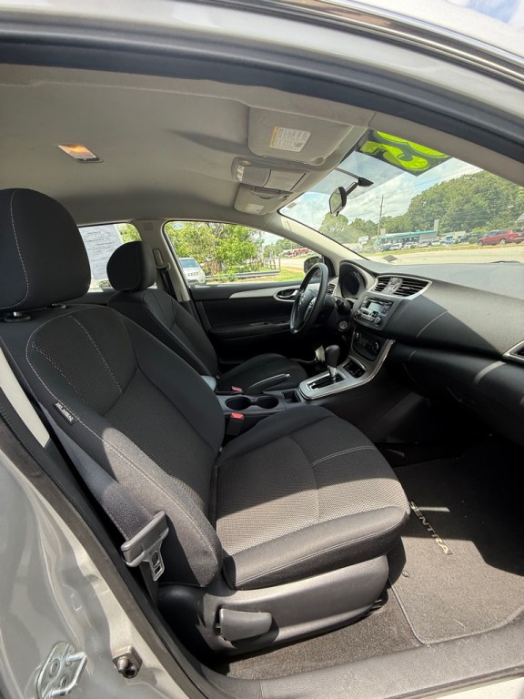 2015 Nissan Sentra Image 10