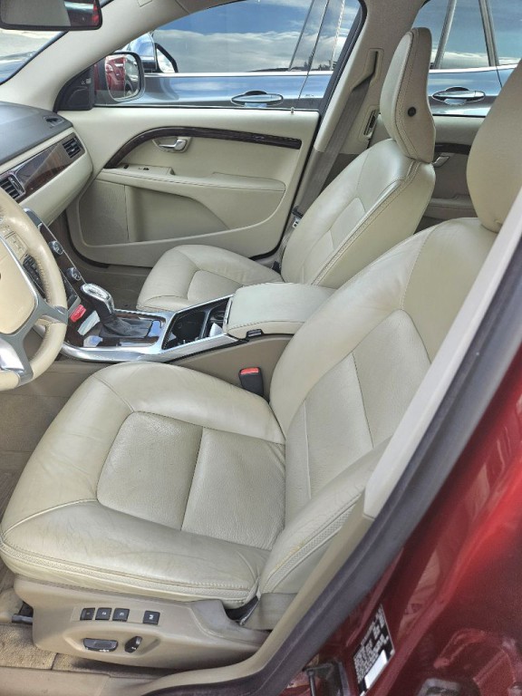 2013 Volvo XC70 Image 3