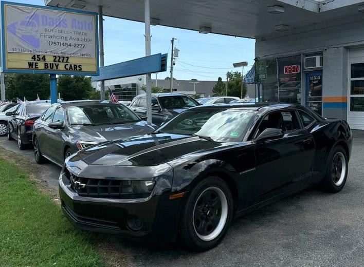 2013 Chevrolet Camaro Image 2