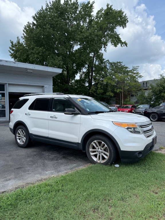 2012 Ford Explorer Image 2