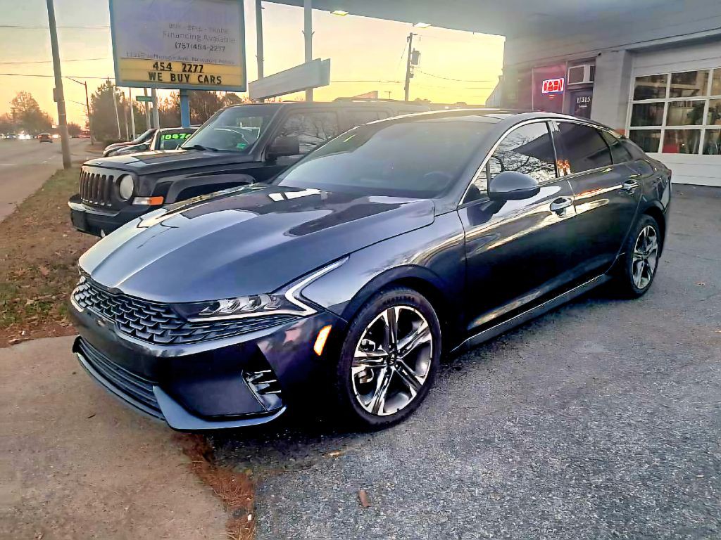 2021 Kia K5 Image 1