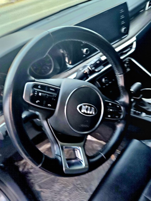 2021 Kia K5 Image 4