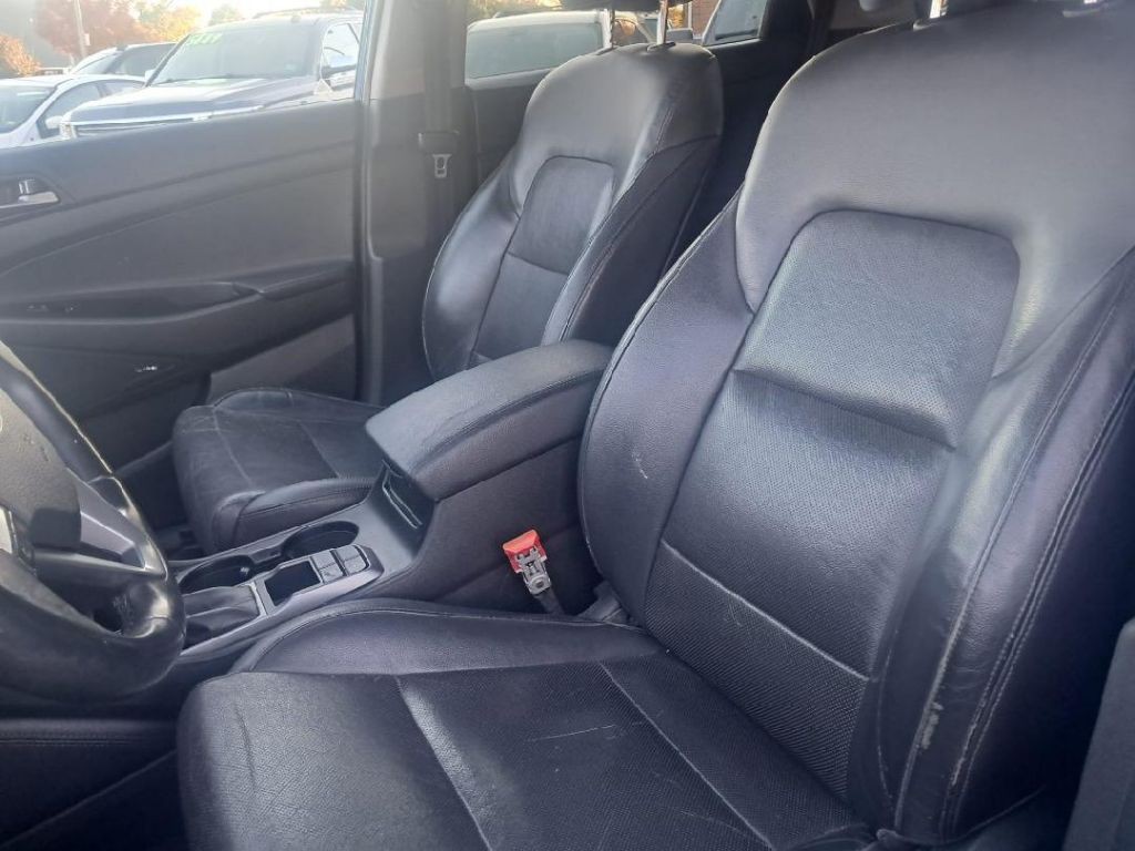 2017 Hyundai Tucson Image 9