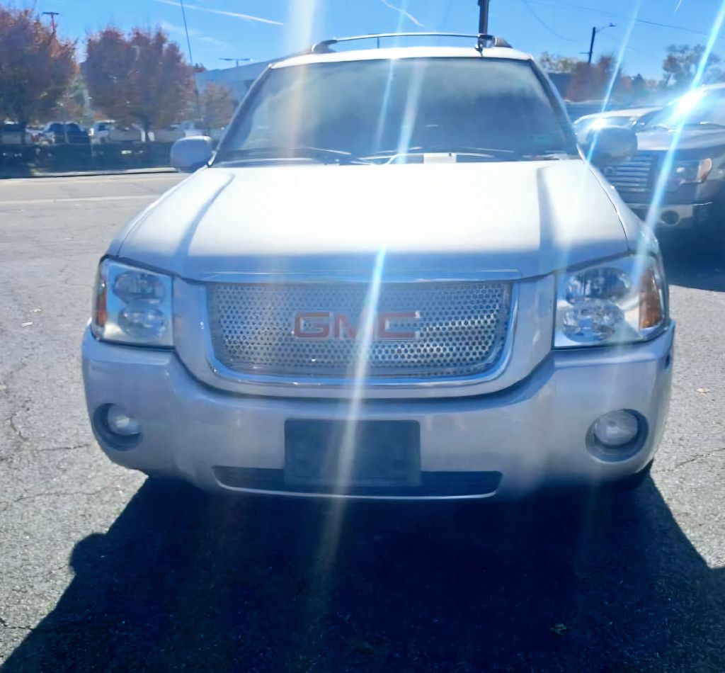 2006 GMC Envoy Image 3
