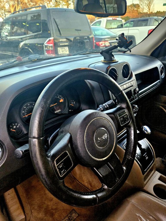 2014 Jeep Patriot Image 2