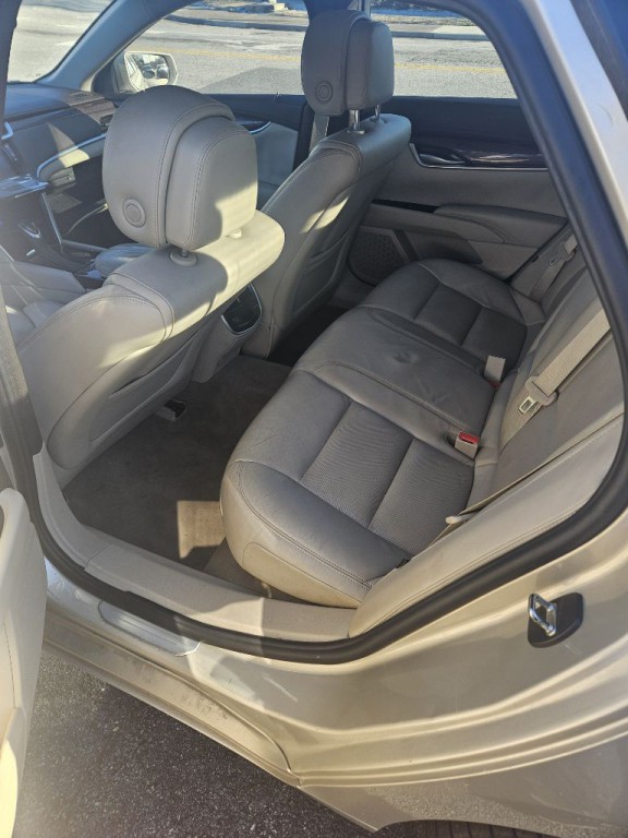 2013 Cadillac XTS Image 3