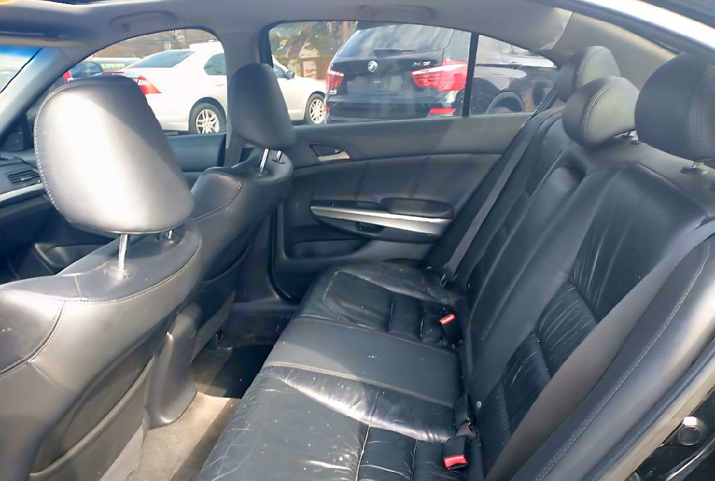 2009 Honda Accord Image 3