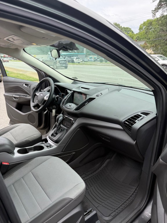 2016 Ford Escape Image 9