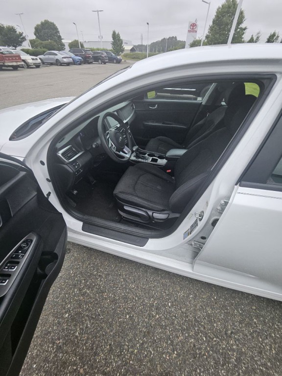 2020 Kia Optima Image 4