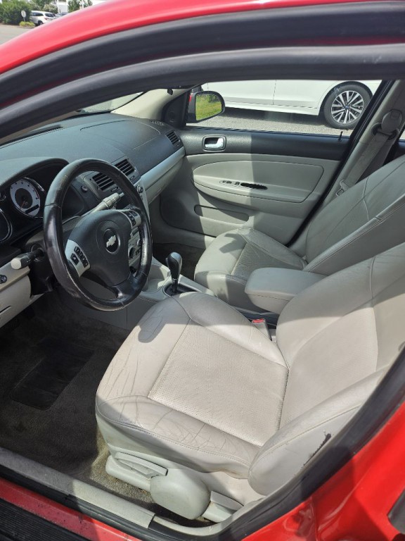 2008 Chevrolet Cobalt Image 2