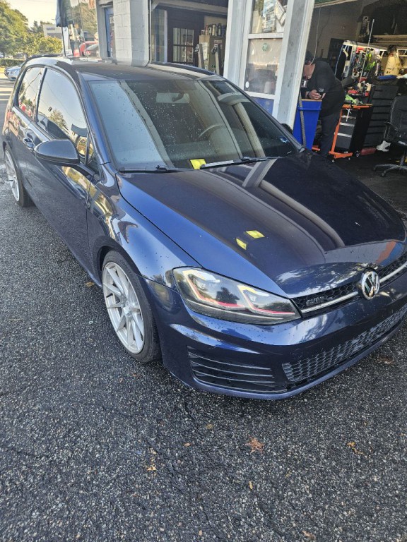 2016 Volkswagen GTI Image 5