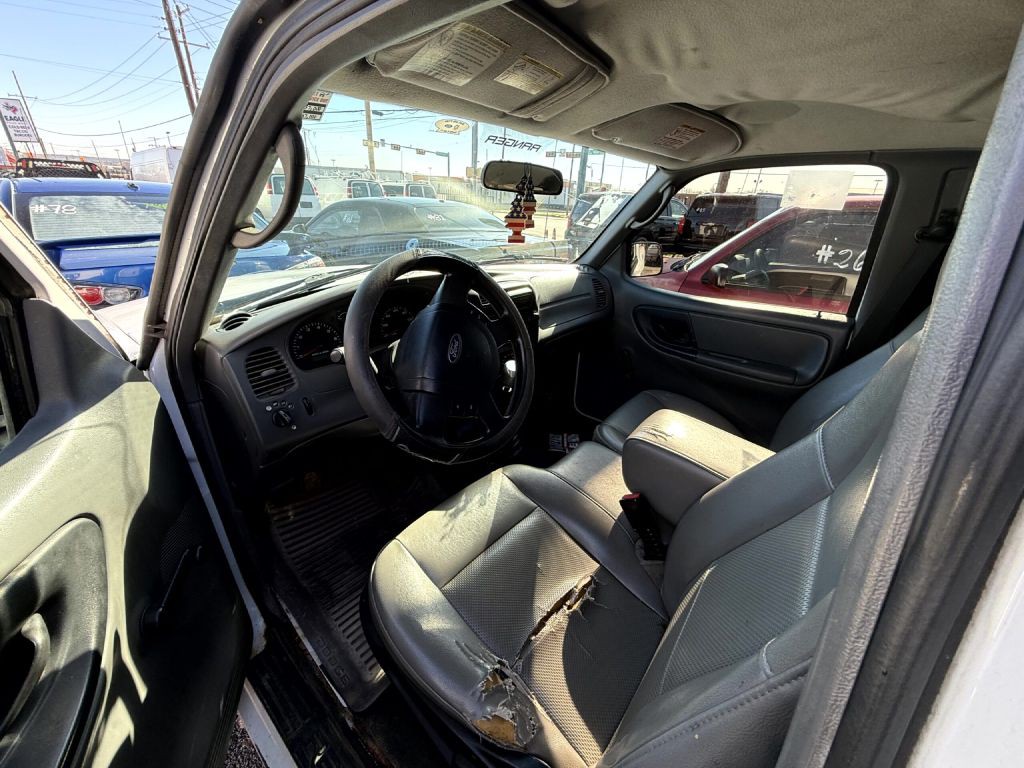 2003 Nissan Frontier Image 5