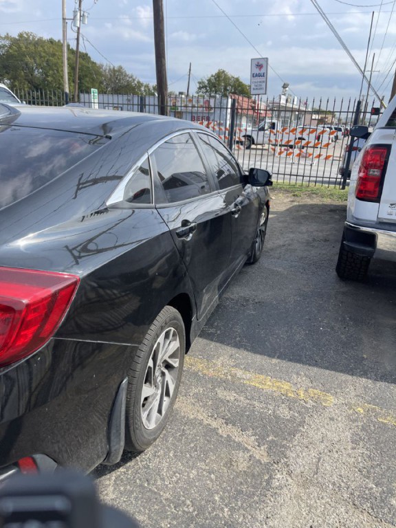 2017 Honda Civic Image 2