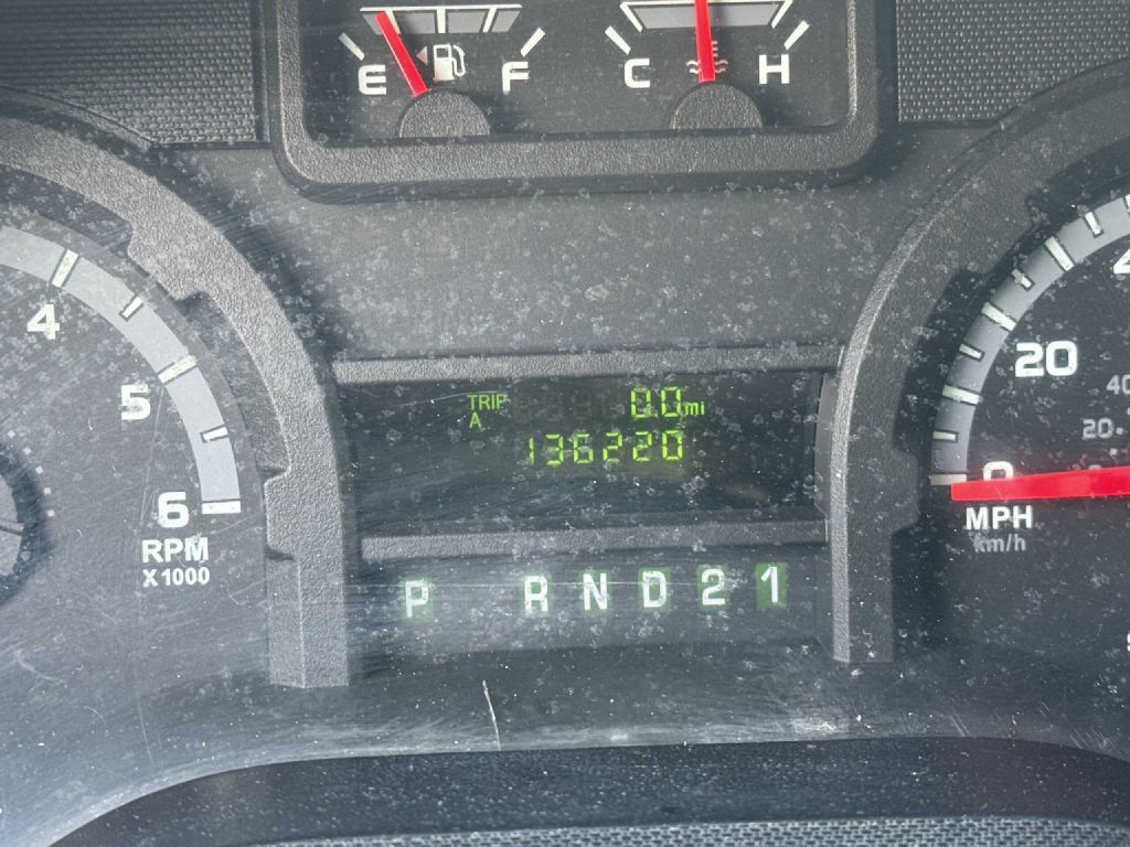 2011 Ford Econoline Image 5