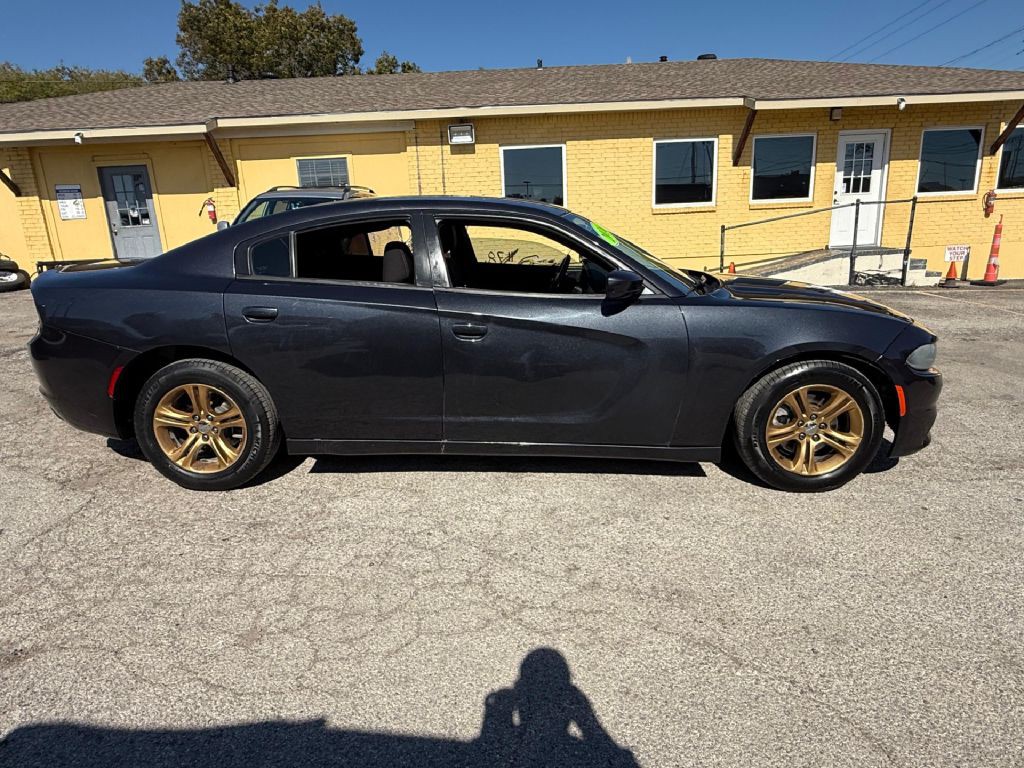 2016 Dodge Charger Image 1