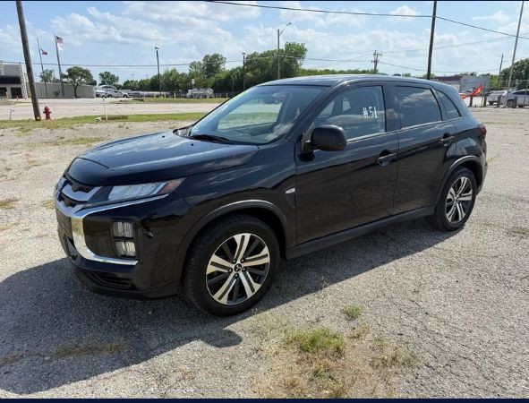 2020 Mitsubishi Outlander Image 4