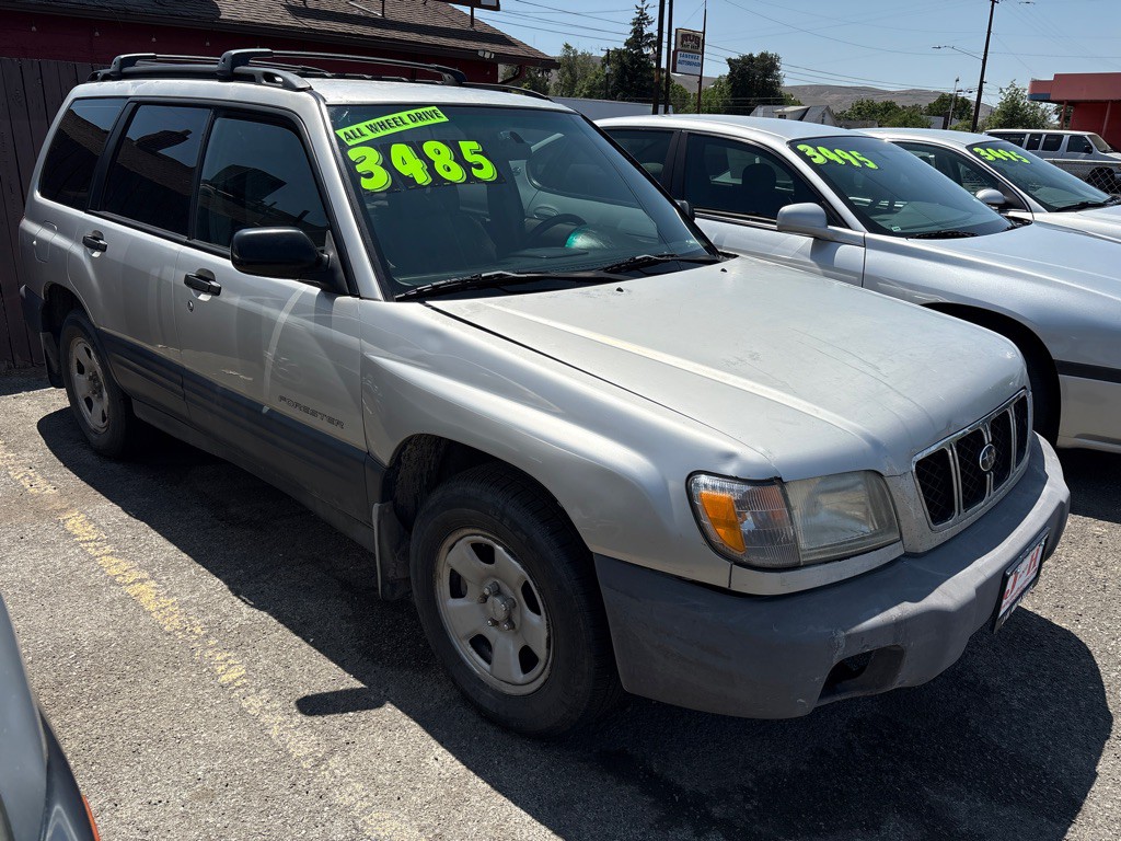 2001 Subaru Forester Image 3