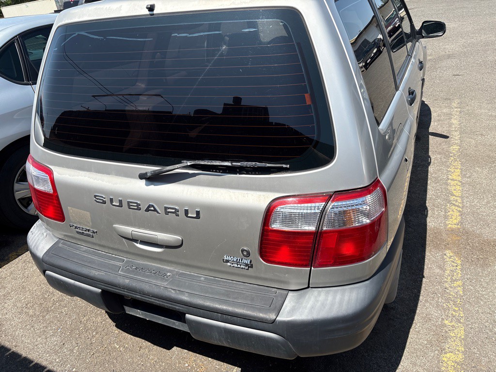 2001 Subaru Forester Image 5