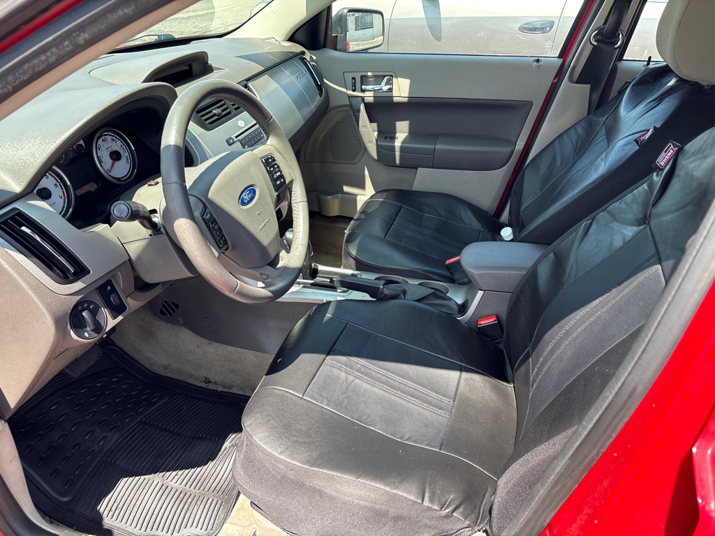 2008 Ford Focus Image 8