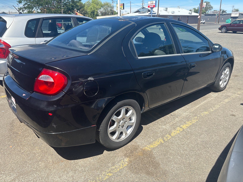 2003 Dodge Neon Image 15