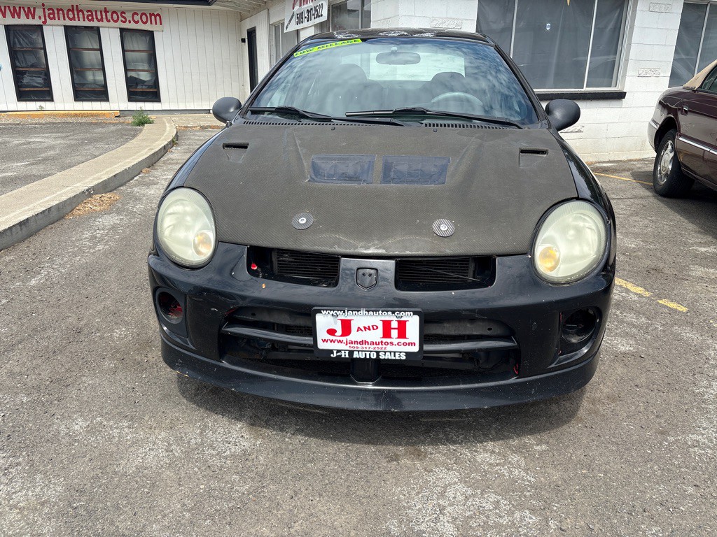 2003 Dodge Neon Image 2