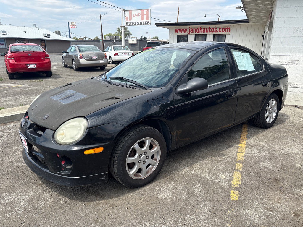 2003 Dodge Neon Image 3