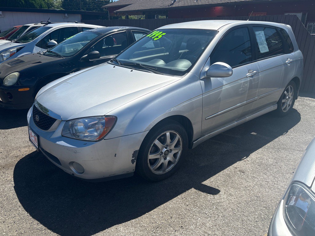 2006 Kia Spectra5 Image 3
