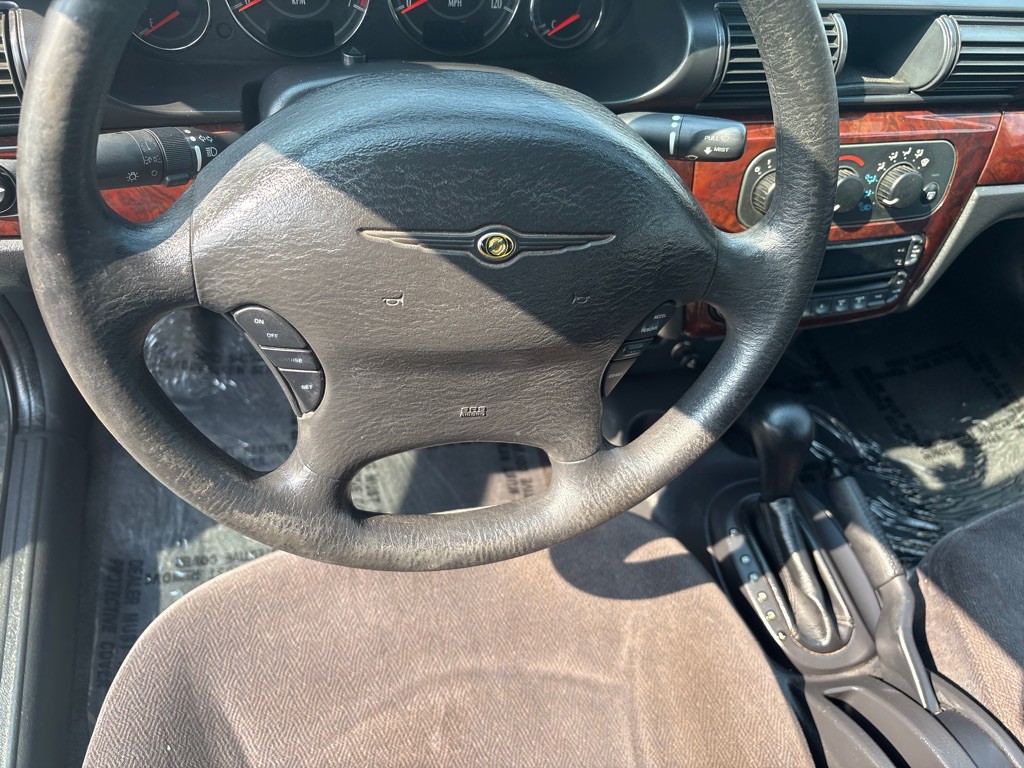 2002 Chrysler Sebring Image 8