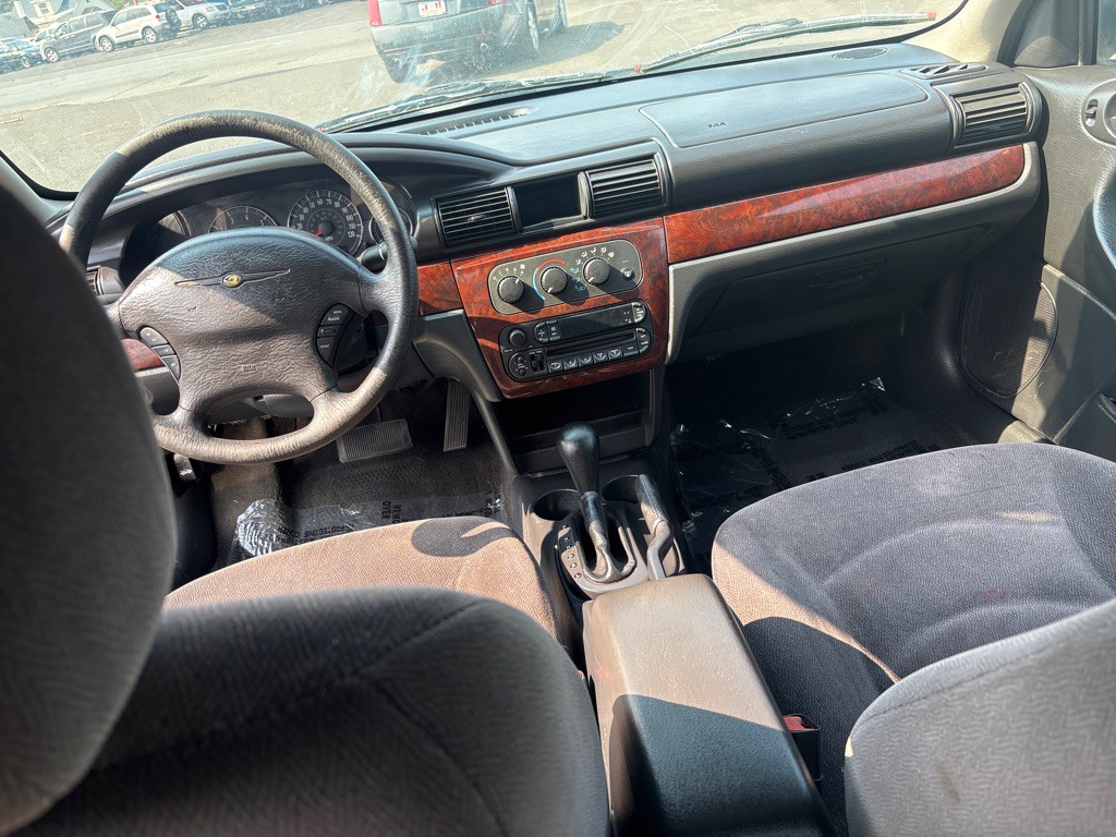 2002 Chrysler Sebring Image 11