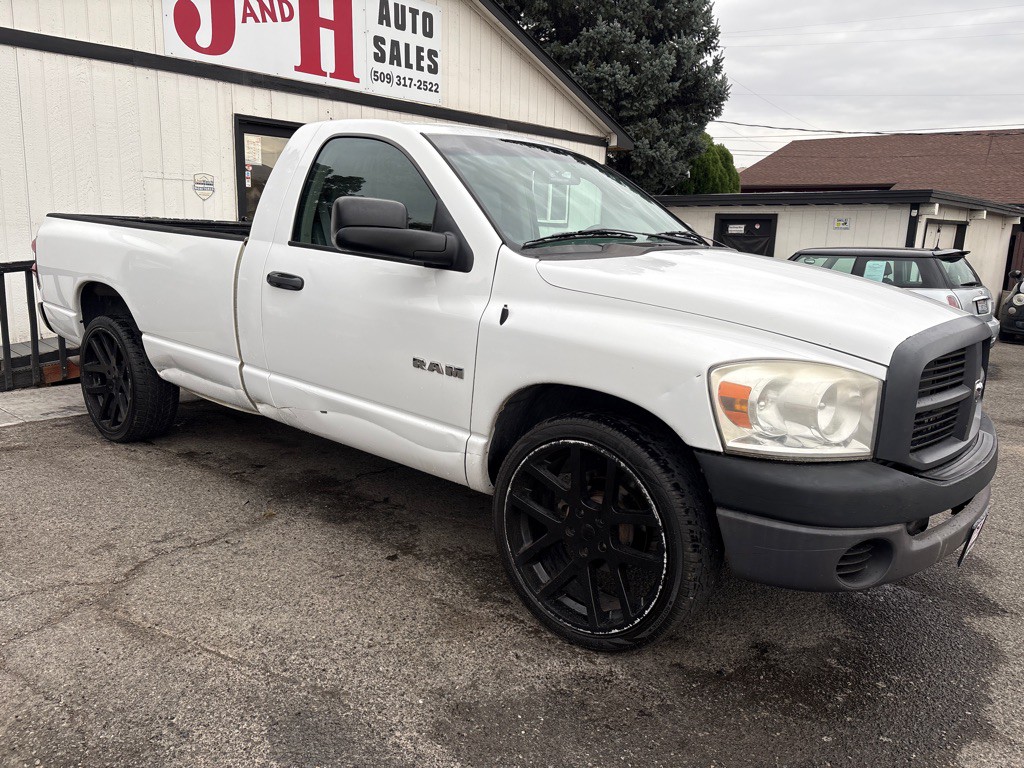 2008 Dodge Ram 1500 Image 3