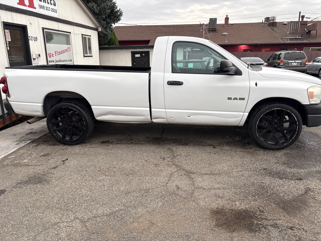 2008 Dodge Ram 1500 Image 4