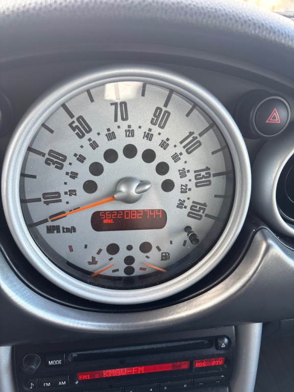 2004 MINI Cooper Image 3