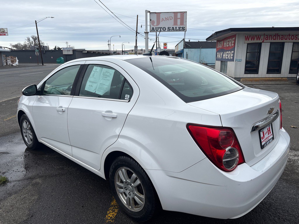 2014 Chevrolet Sonic Image 6