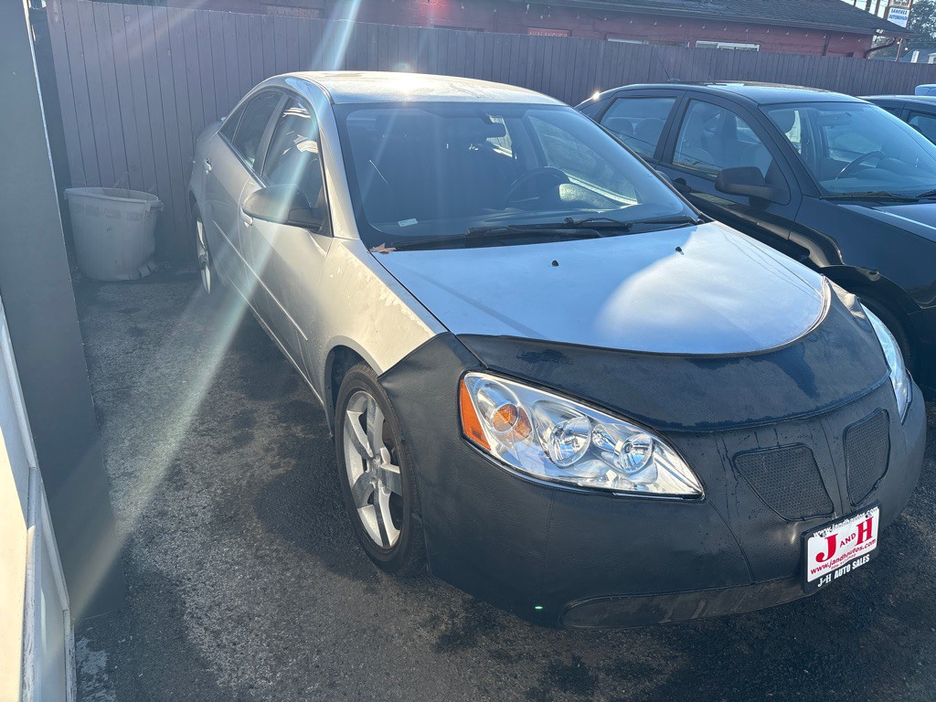 2007 Pontiac G6 Image 2