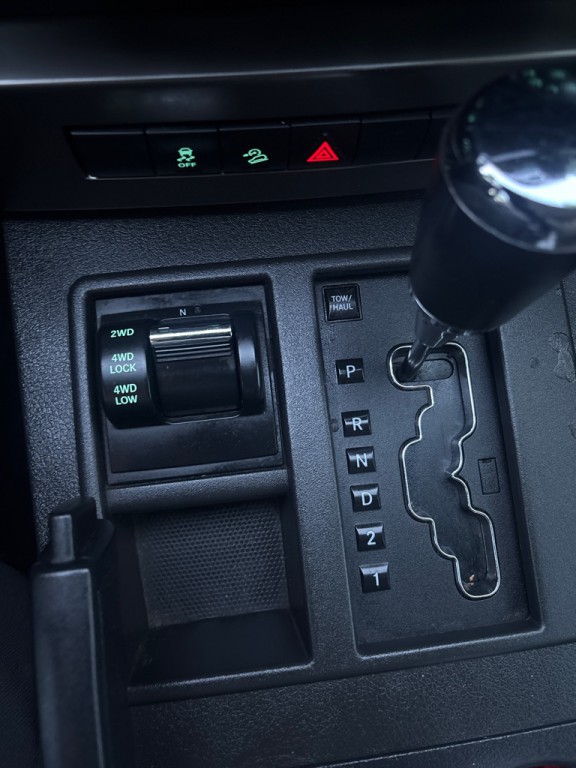 2012 Jeep Liberty Image 12