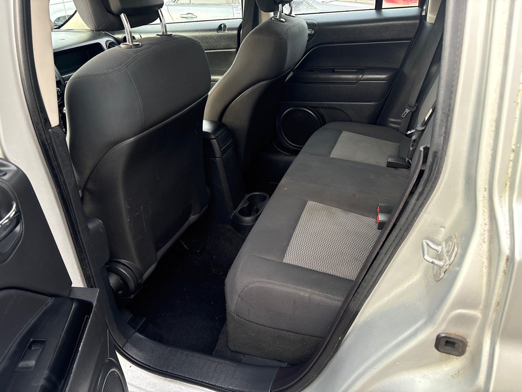 2010 Jeep Patriot Image 8