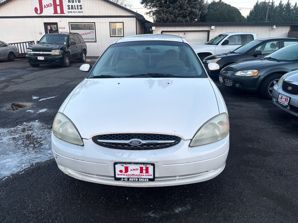 2003 Ford Taurus Image 2