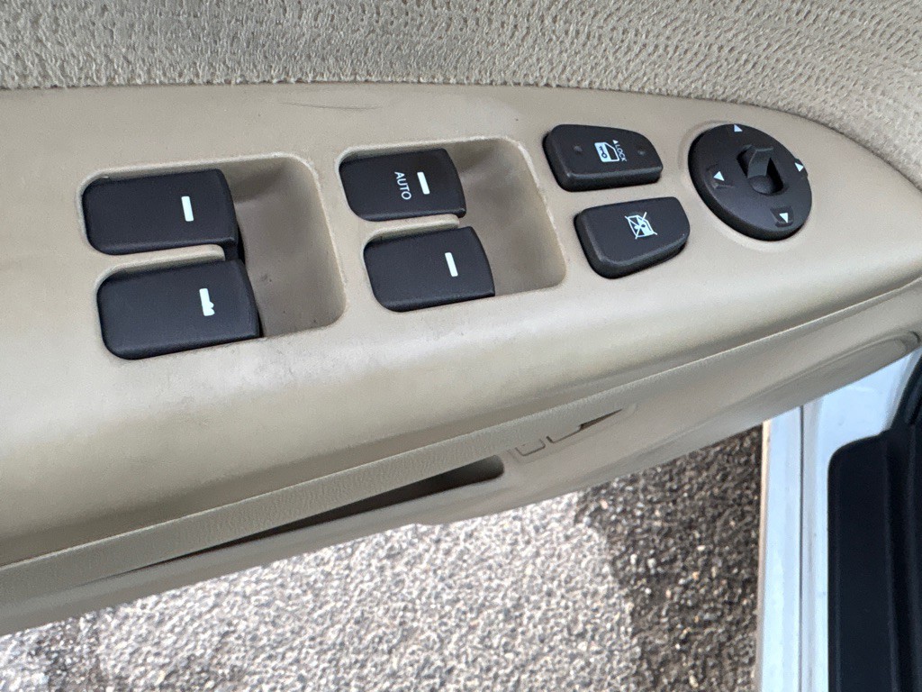 2010 Hyundai Sonata Image 6