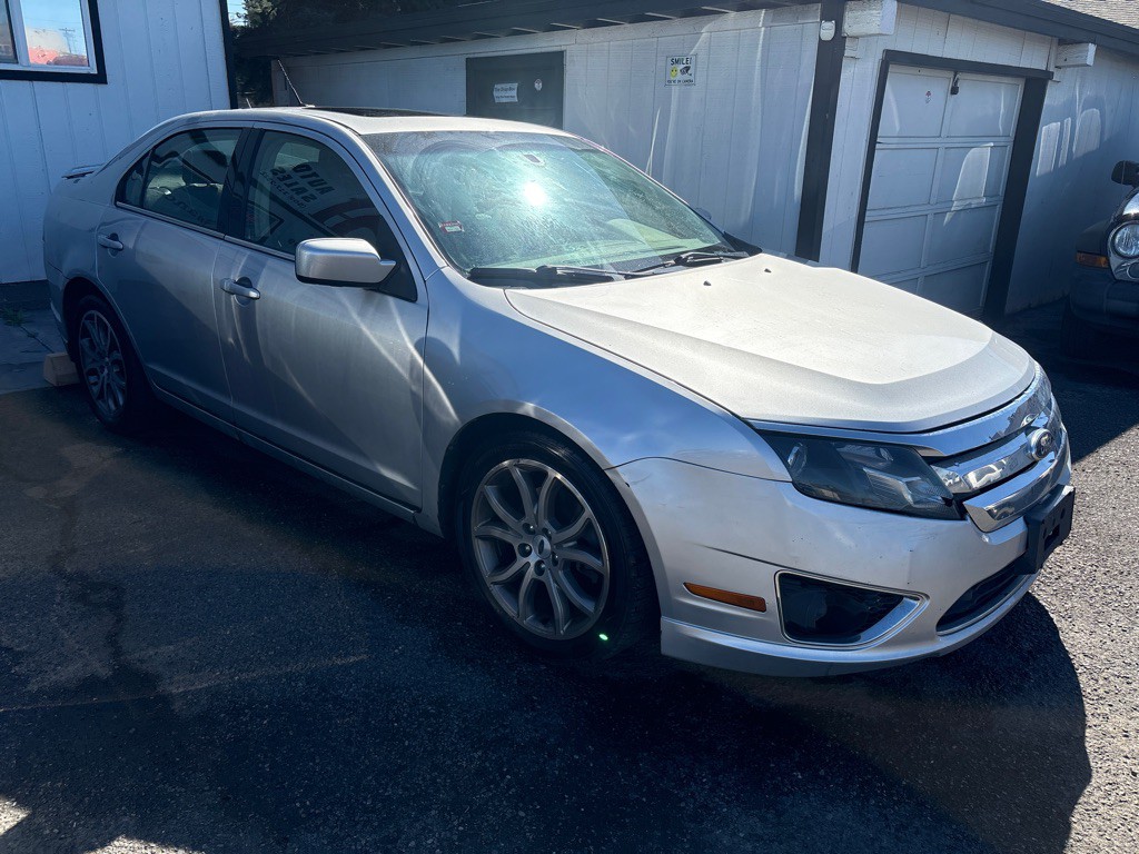 2012 Ford Fusion Image 1