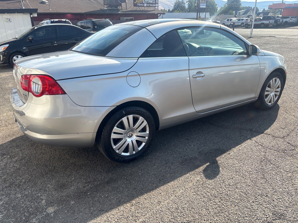 2008 Volkswagen Eos Image 4