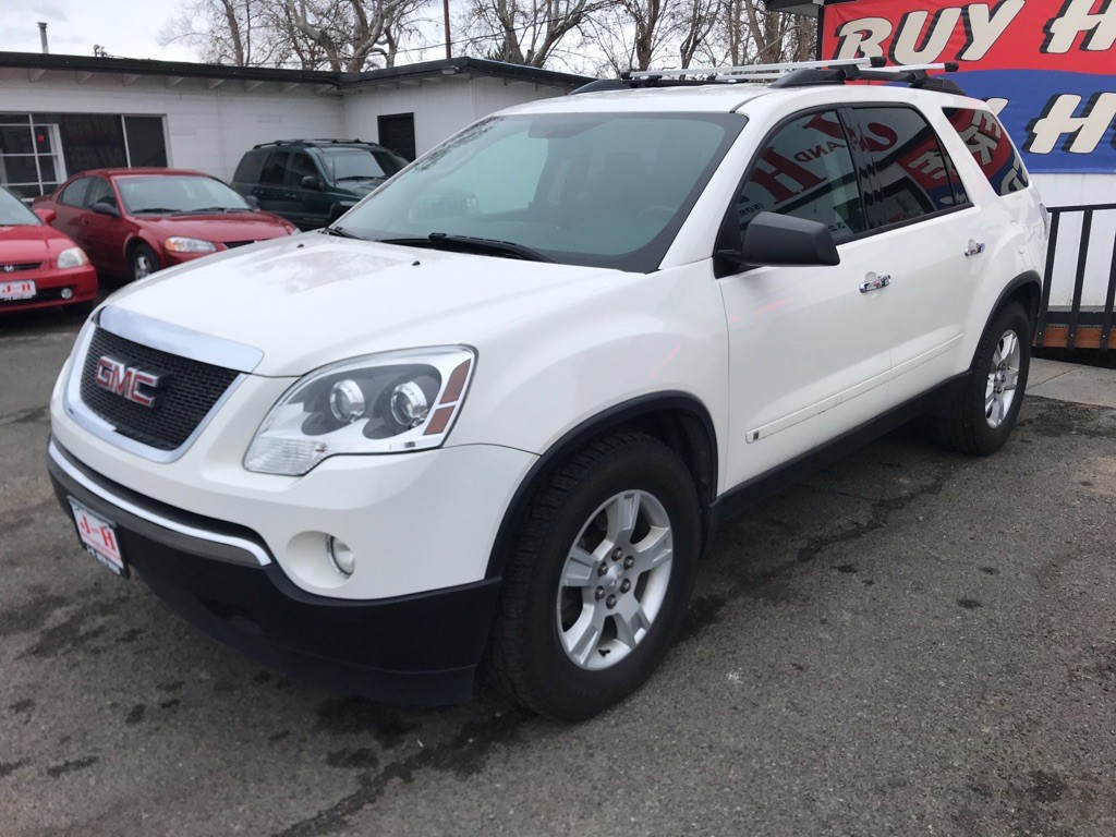 2010 GMC Acadia Image 3