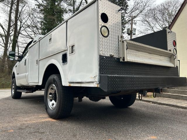 2004 Ford F-350 Image 2