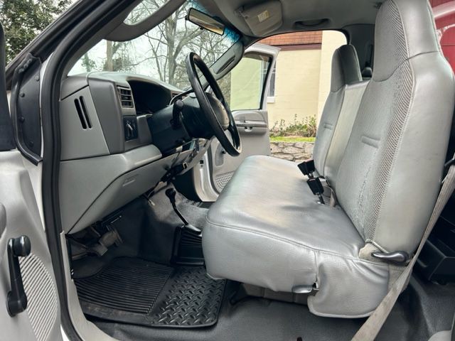 2004 Ford F-350 Image 3