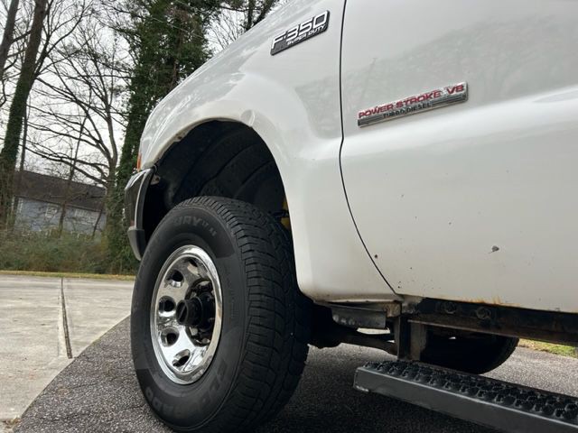 2004 Ford F-350 Image 8
